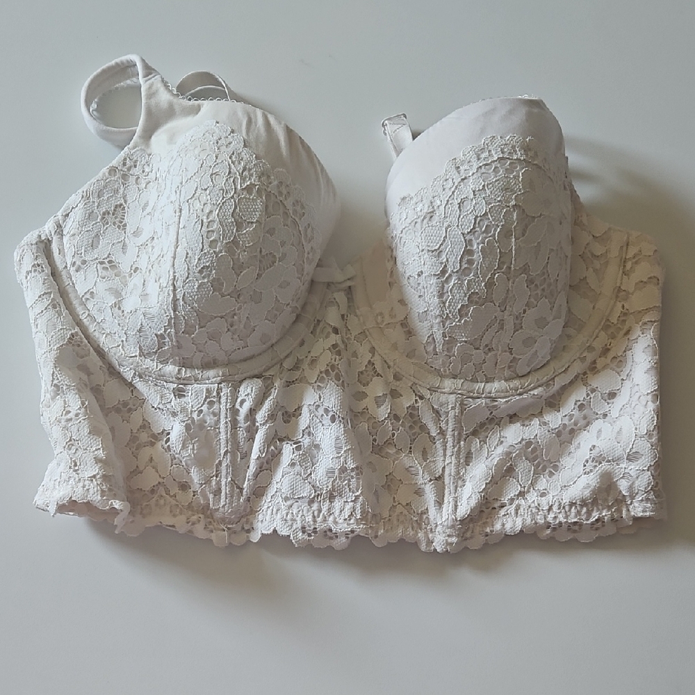 Victoria's Secret Ivory Lace Bustier - Picture 1 of 13